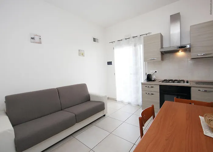 Dama * Marina di Campo